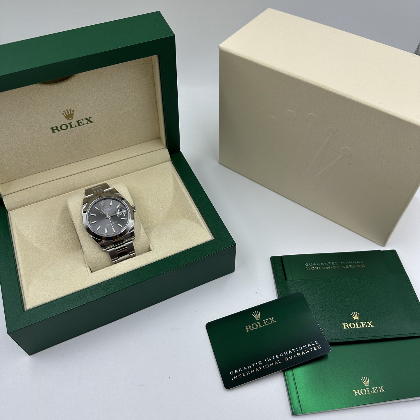 Rolex Explorer 214270 39mm Men’s Automatic Watch – Black Dial, Oystersteel Case, Calibre 3132 Movement