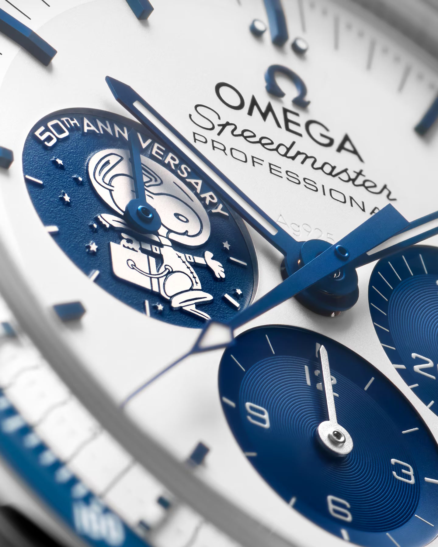 Omega Speedmaster Chronograph Silver Dial Blue Nylon Strap Hand-Wound Men's Watch 310.32.42.50.02.001