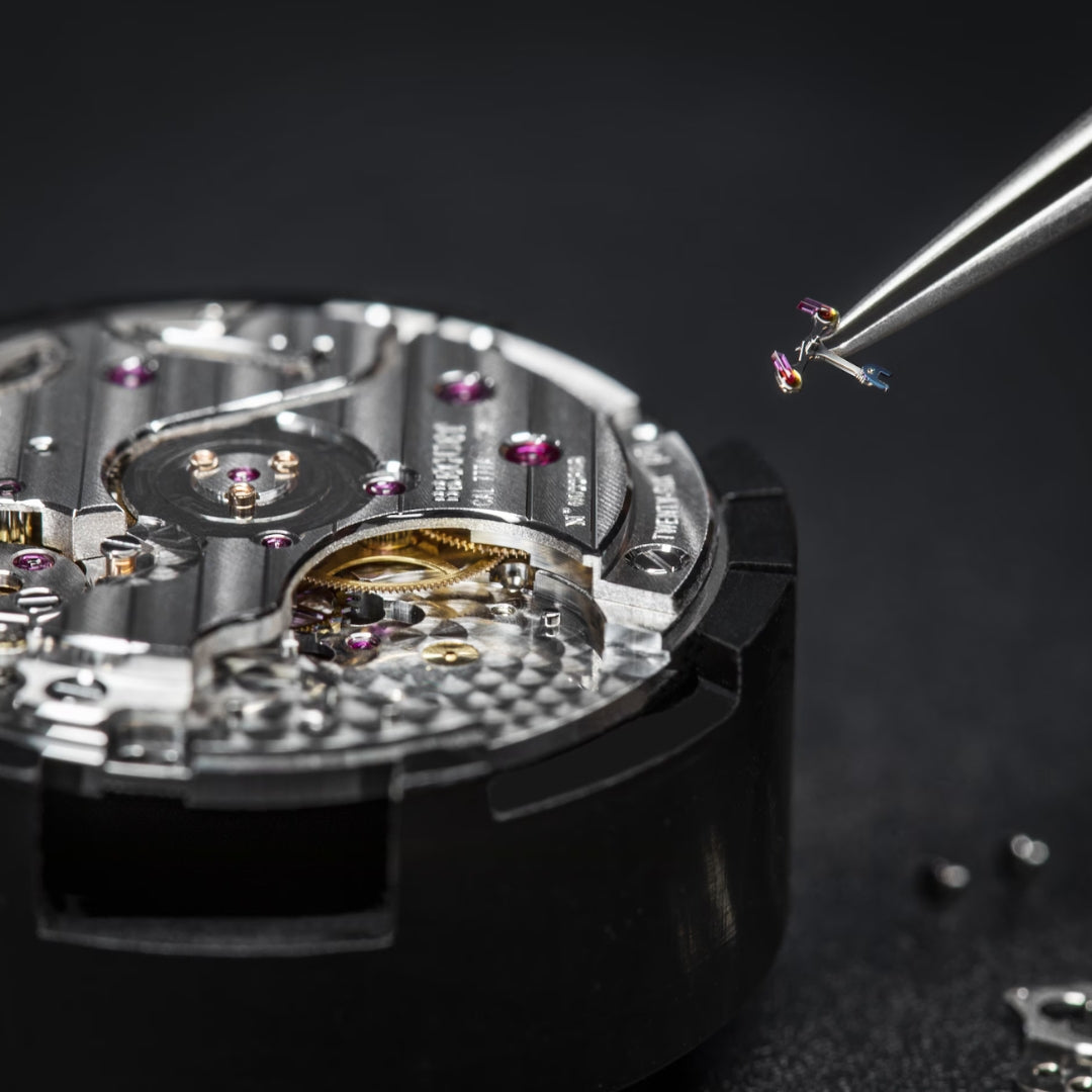 Breguet Marine 5517BB/Y2/5ZU Men’s 40mm White Gold Automatic Watch – Blue Dial, Rubber Strap, Calibre 777A