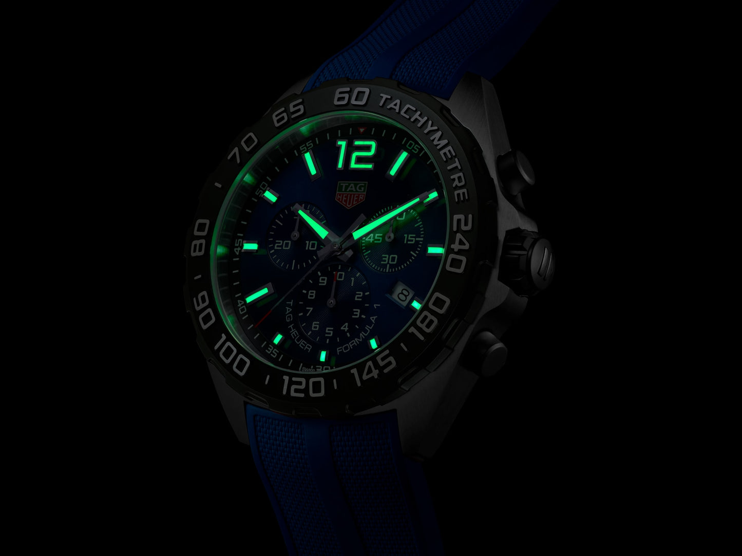 Tag Heuer Formula 1 CAZ101AV.FT8077 Men’s Chronograph 43mm Blue Dial Quartz Watch – Rubber Strap, 200M Water Resistant