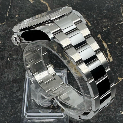 Rolex Sky-Dweller Green Dial Fluted Bezel Stainless Steel White Gold Watch 336934-0001