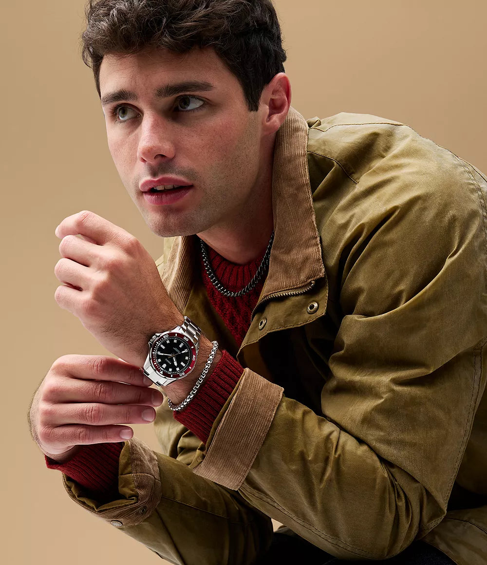 Fossil Dalton Quartz Men’s Watch BQ2896 – 42mm Black Dial, Red Bezel, Silver-Tone Stainless Steel Bracelet, 50M Water Resistance