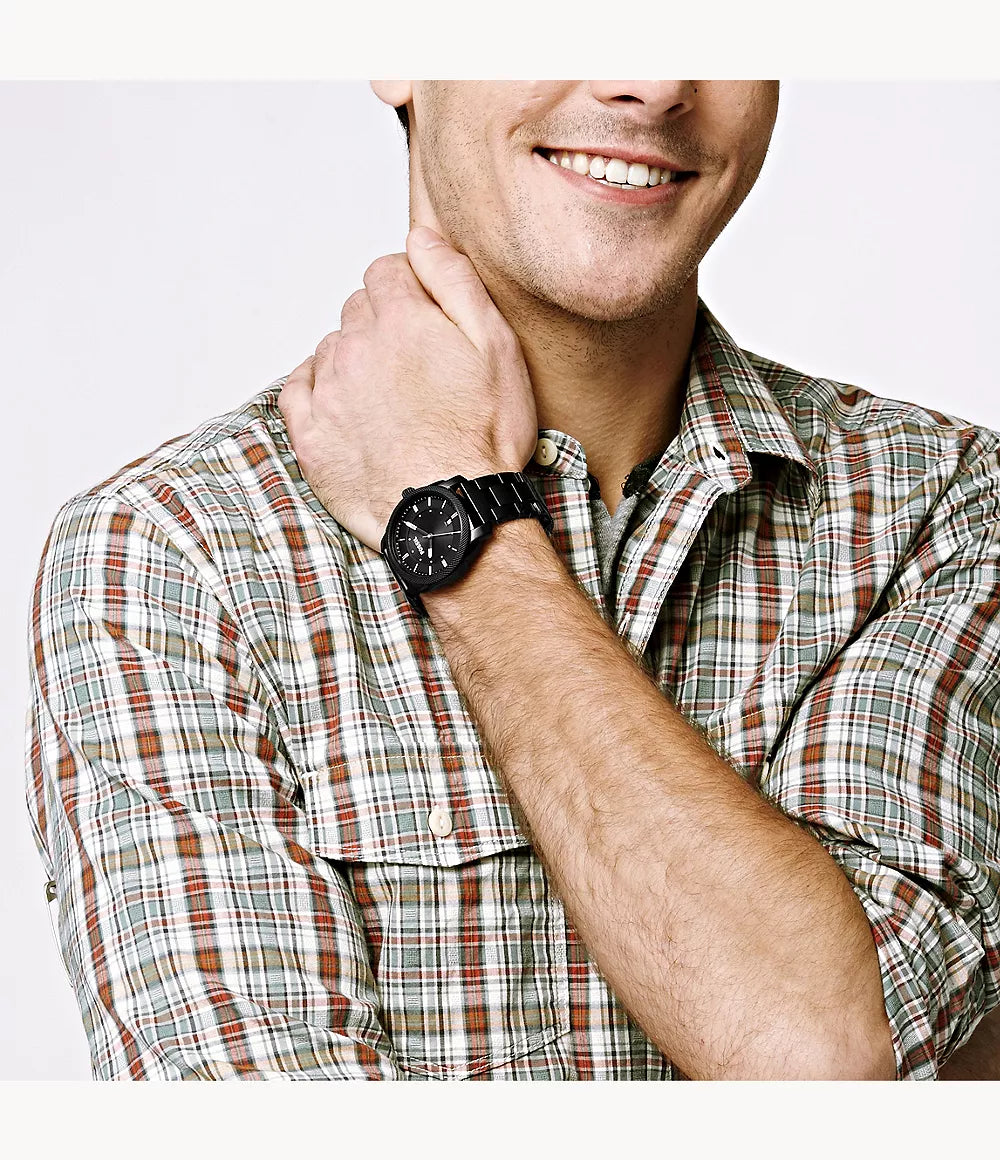 Fossil Machine Quartz Men’s Watch FS4775 – 42mm Black-Plated Stainless Steel Case & Bracelet, Black Dial, Date Display, 50M Water Resistance