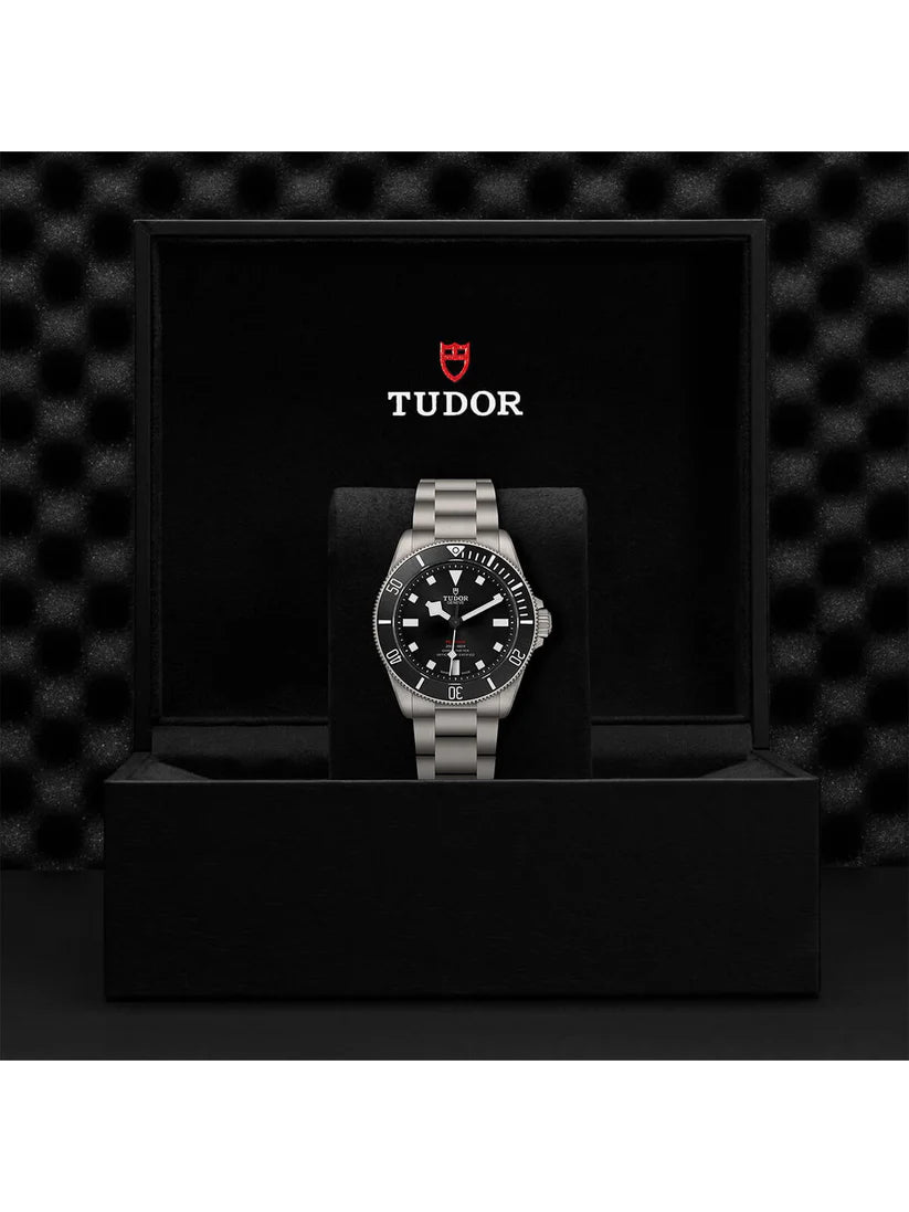 Tudor Pelagos 39mm Black Dial Titanium Automatic COSC Men’s Dive Watch 25407N-0001 | Luxero