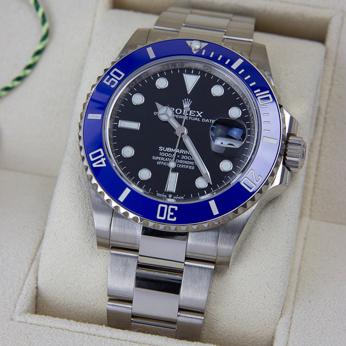 Rolex Submariner Date 41mm 18kt White Gold “Smurf” Blue Bezel Black Dial Men’s Automatic Watch 126619LB