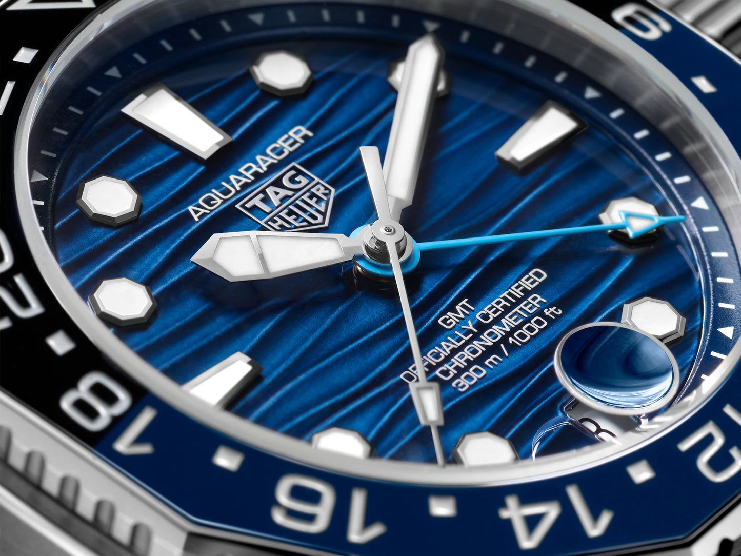 Tag Heuer Aquaracer WBP5114.FT6259 Men’s 42mm Automatic Watch – Blue Dial, Batman Ceramic Bezel, Rubber Strap, 300M Diver