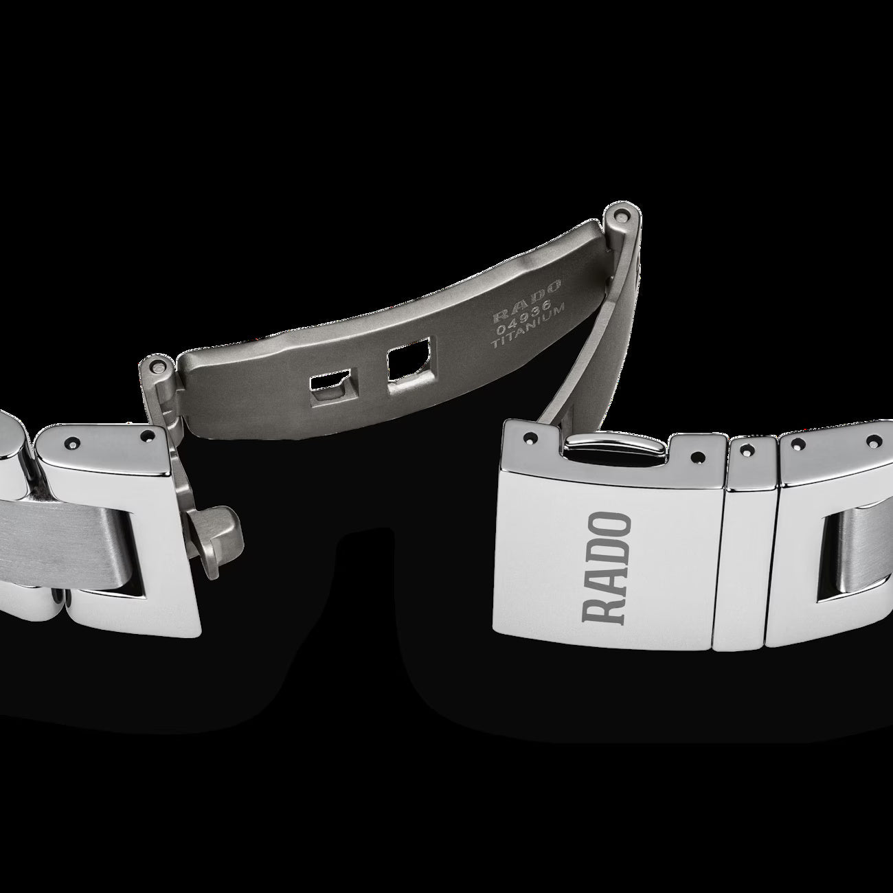 Rado R32502203 – Men's HyperChrome Quartz Watch, 44mm Stainless Steel Case with Blue Dial & High-Tech Ceramic Bezel, 100m Water Resistance