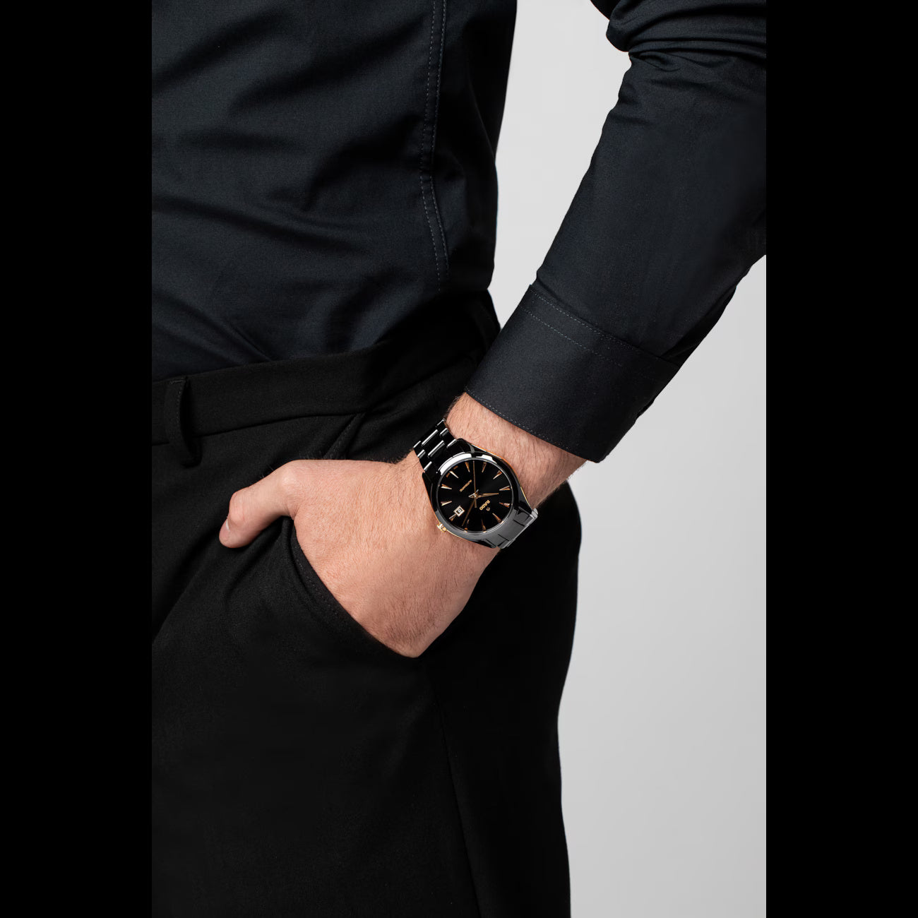 Rado R32252162 – Men's HyperChrome Automatic Watch, 42mm Black Ceramic Case & Bracelet with Black Dial, Rose Gold-Tone Hands, 80-Hour Power Reserve, 50M Water Resistance