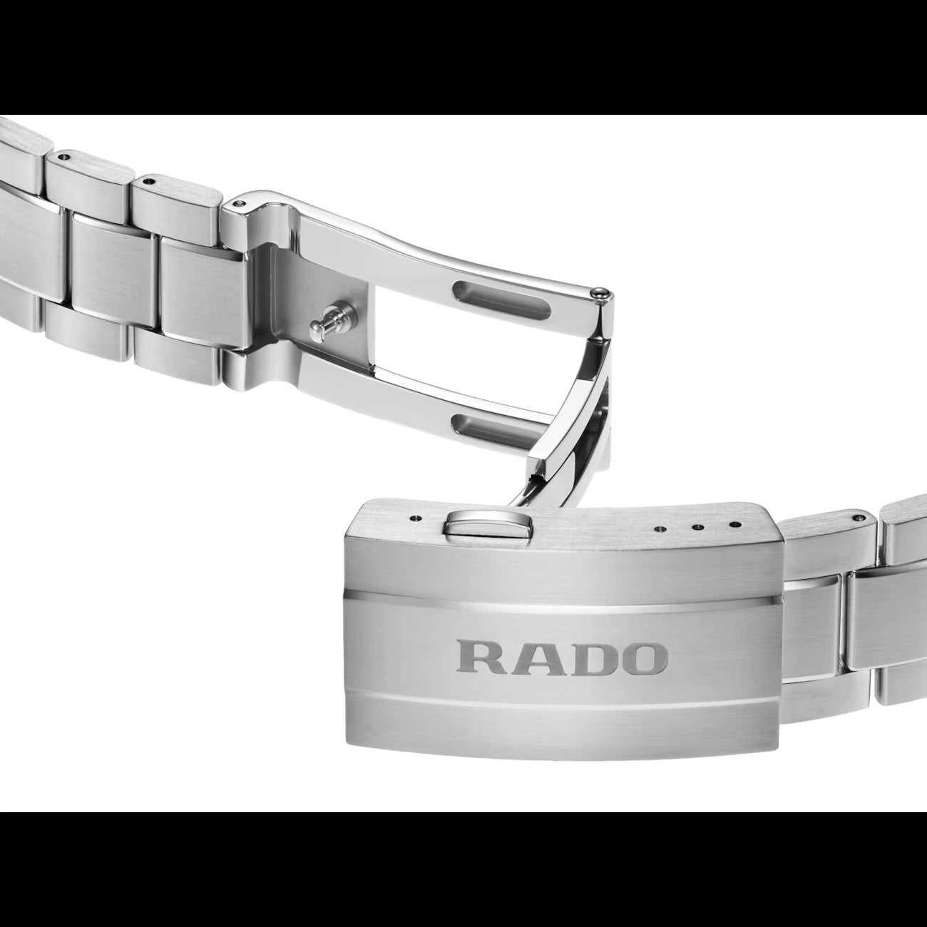 Rado R32280213 – Men's HyperChrome Quartz Watch, 41.5mm Stainless Steel, Ice Blue Dial, Ceramic Bezel, 150M WR