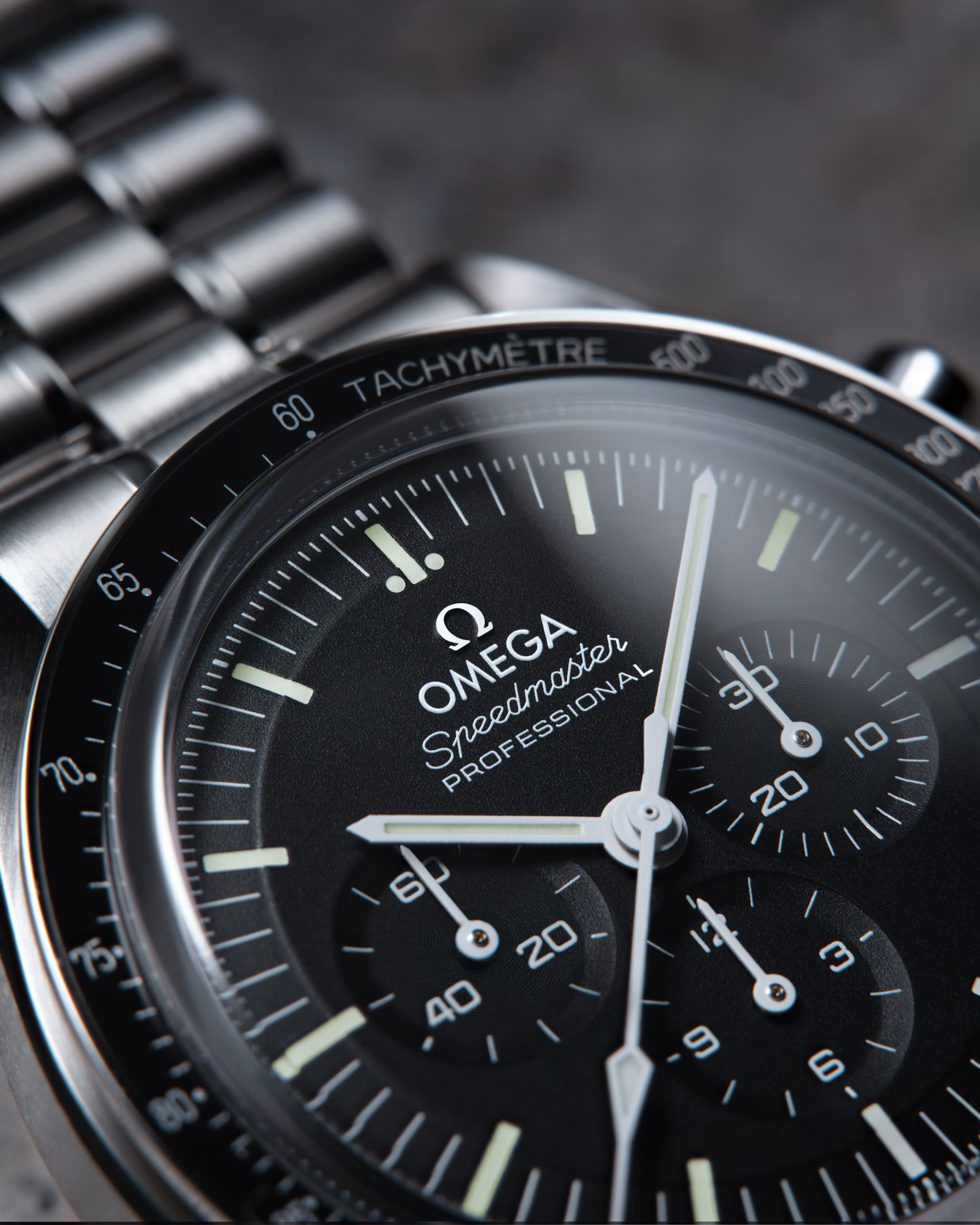 Omega Speedmaster Moonwatch Black Dial Stainless Steel Chronograph Men's Watch 310.30.42.50.01.002